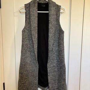 Club Monaco Gray Sleeveless Open-Front Knit Vest